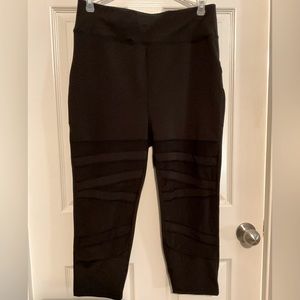 POP fit capri leggings 2xl with pockets in each side
